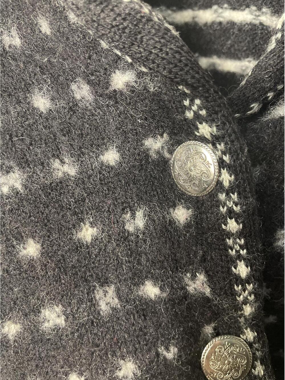Pendleton Vintage Wool Sweater Cardigan Women's Size Medium Black White Deer EUC - Picture 3 of 6